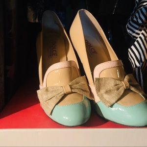 Dolce by Mojo Moxie Shoes - New - Beige and Pastel heels 🖤Dolce by Mojo Moxy Dolce by Mojo Moxie Shoes - New - Beige and Pastel heels 🖤Dolce by Mojo Moxy